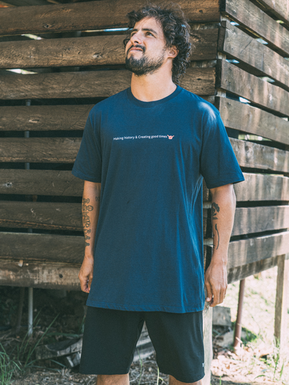 Camiseta Manga Curta Azul Marinho Hang Loose Goodtimes