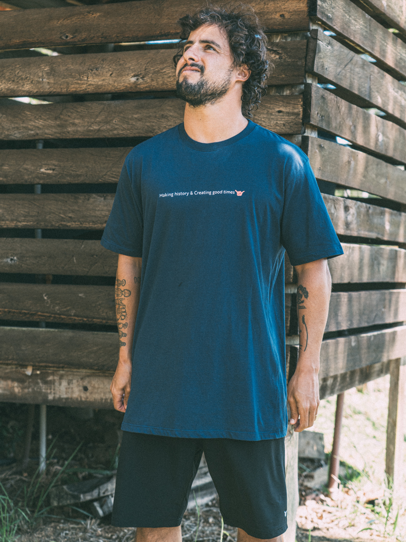 Camiseta Manga Curta Azul Marinho Hang Loose Goodtimes