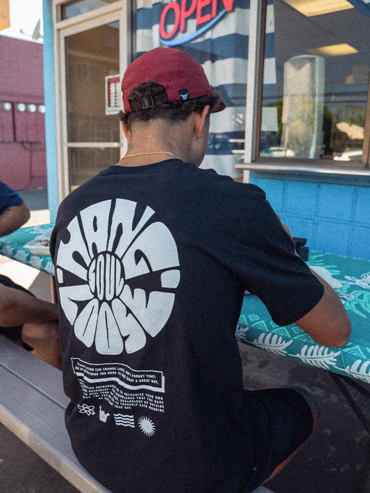 Camiseta Manga Curta Preta Hang Loose Mood