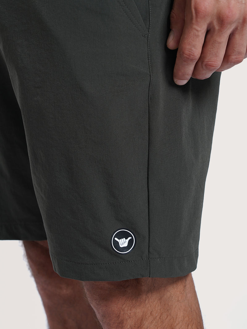 Bermuda Híbrida Preta Hang Loose Wash