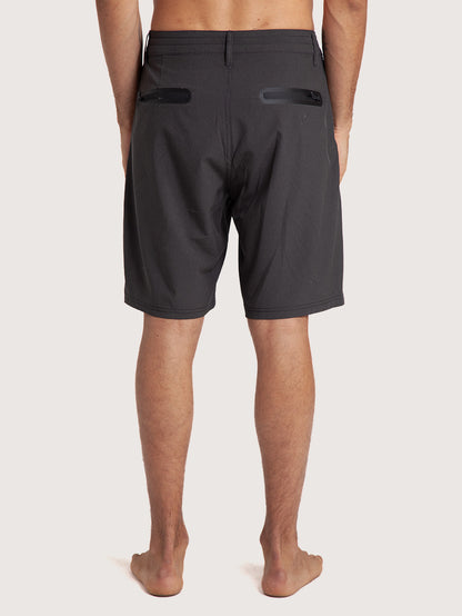 Bermuda Híbrida Hang Loose Zippy Preta com Bolsos em Zíper