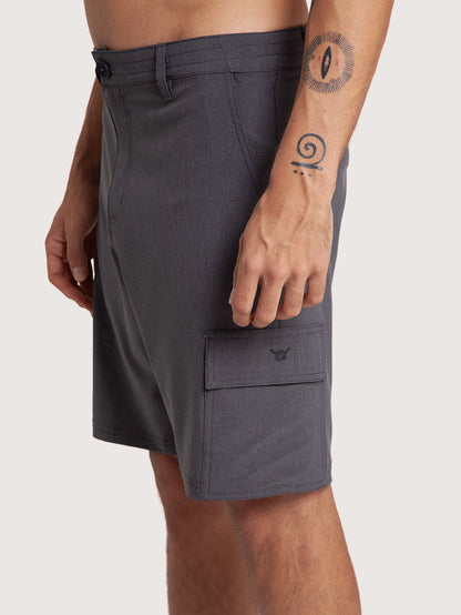 Bermuda Híbrida Hang Loose Preta com Bolsos Cargo Wash