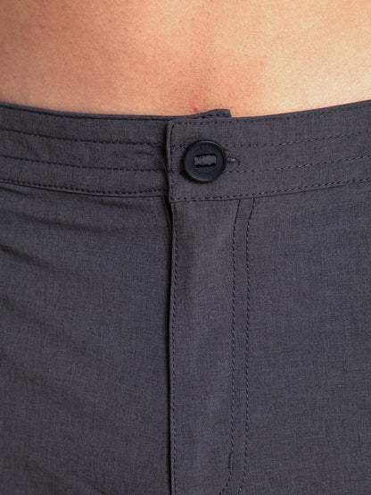 Bermuda Híbrida Hang Loose Preta com Bolsos Cargo Wash