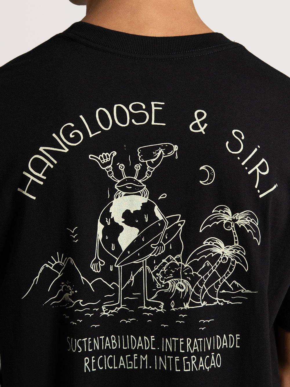 Camiseta Hang Loose S.I.R.I Mundi Preto