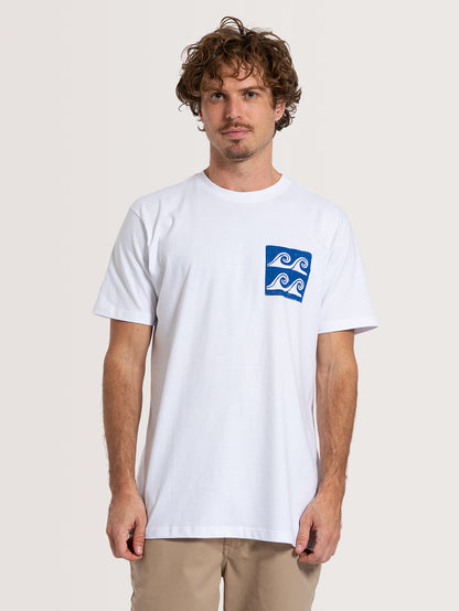 Camiseta Manga Curta Branca Hang Loose Waves