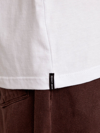 Camiseta Manga Curta Branca Hang Loose Goodtimes