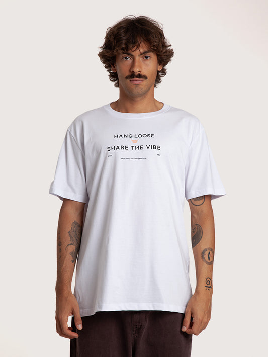Camiseta Manga Curta Branca Hang Loose Play