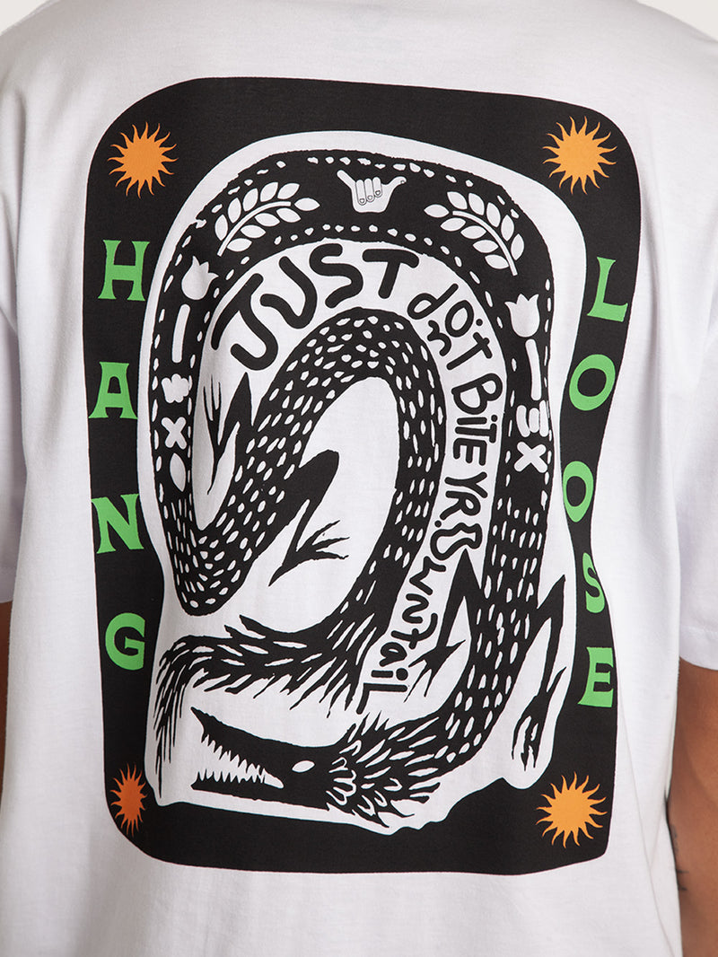 Camiseta Branca Hang Loose Apple
