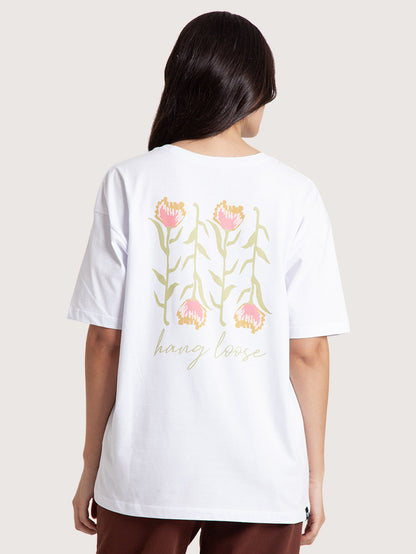 Camiseta Oversized Hang Loose Flowers Branca Feminina