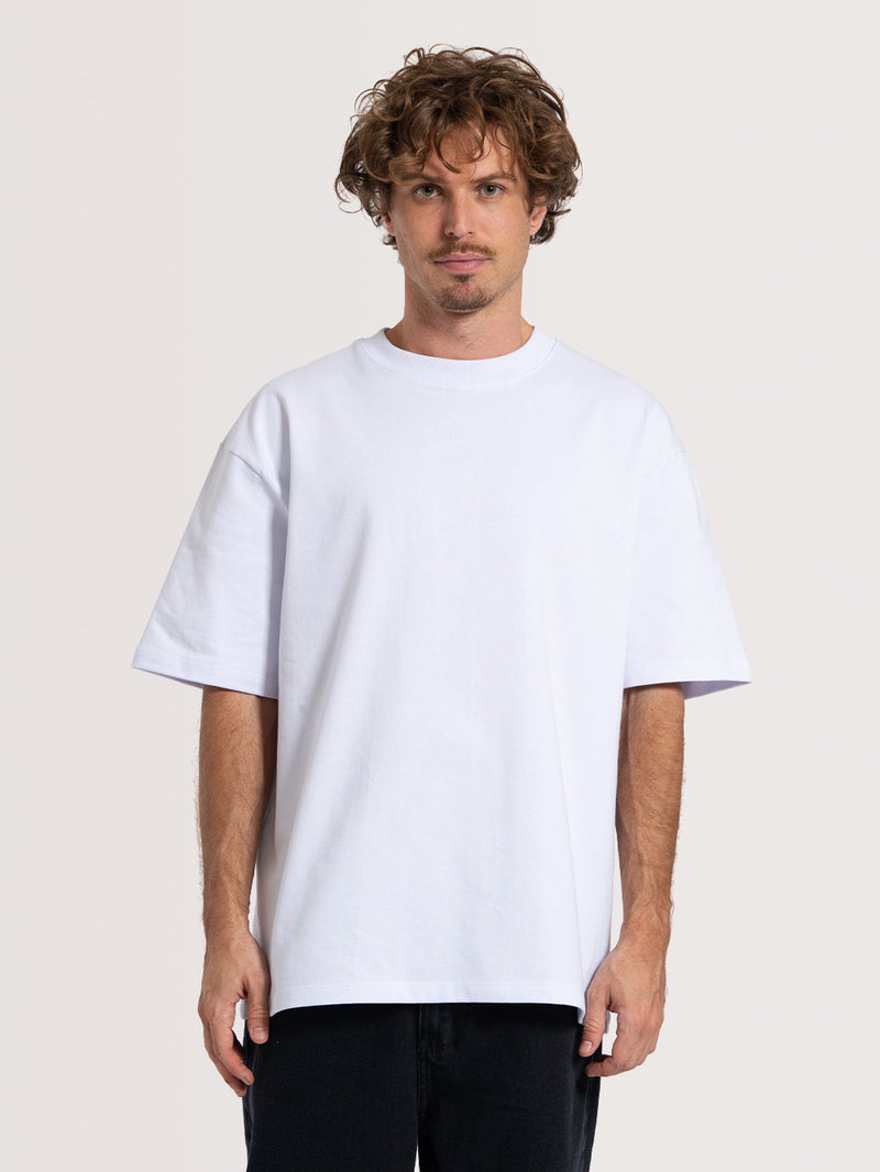 Camiseta Especial Branca Hang Loose Lírio