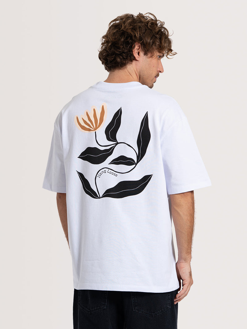 Camiseta Especial Branca Hang Loose Lírio