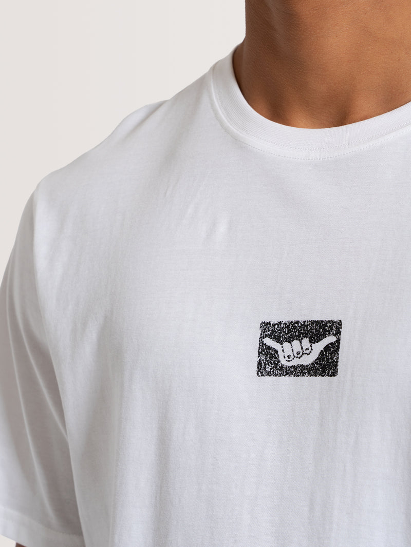 Camiseta Especial Branca Hang Loose Retro