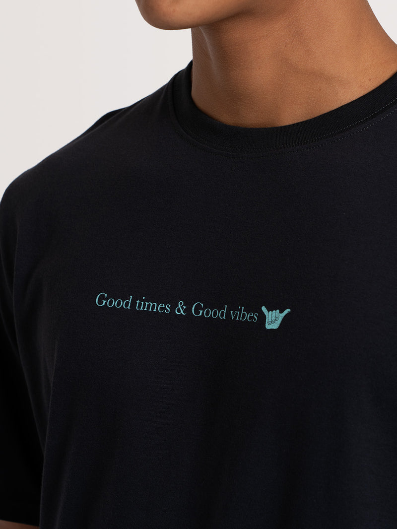 Camiseta Especial Preta Hang Loose Vibes