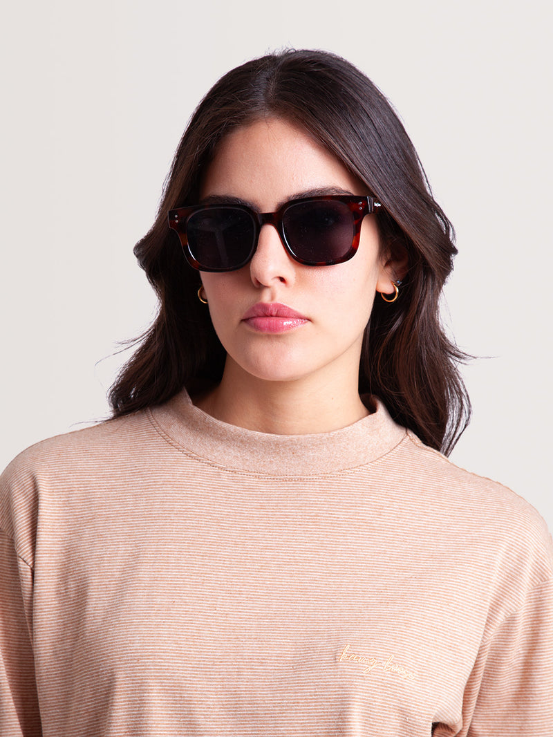 Óculos de Sol Quadrado Tartaruga Hang Loose Classy