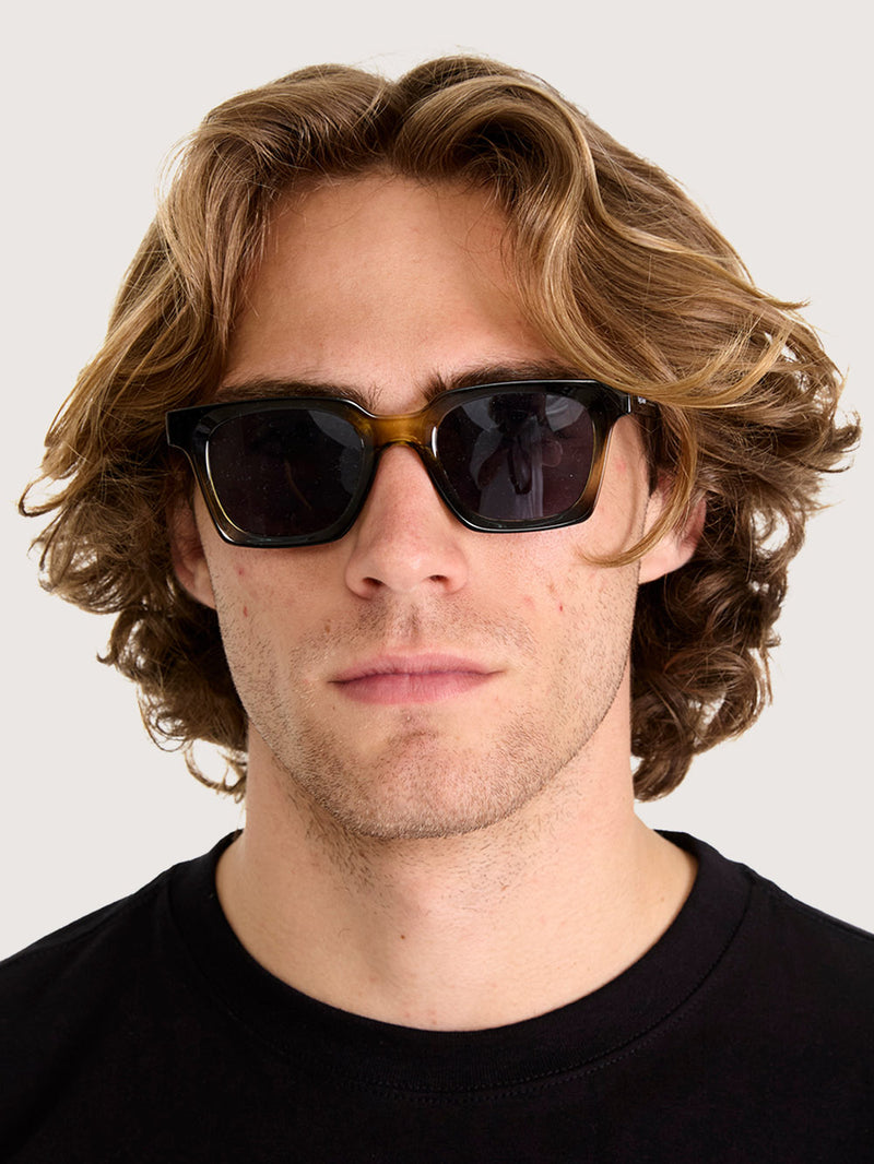Óculos de Sol Quadrado Preto Âmbar Hang Loose Black Diamond